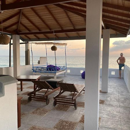 Blue Ocean Villa Hikkaduwa Exterior foto