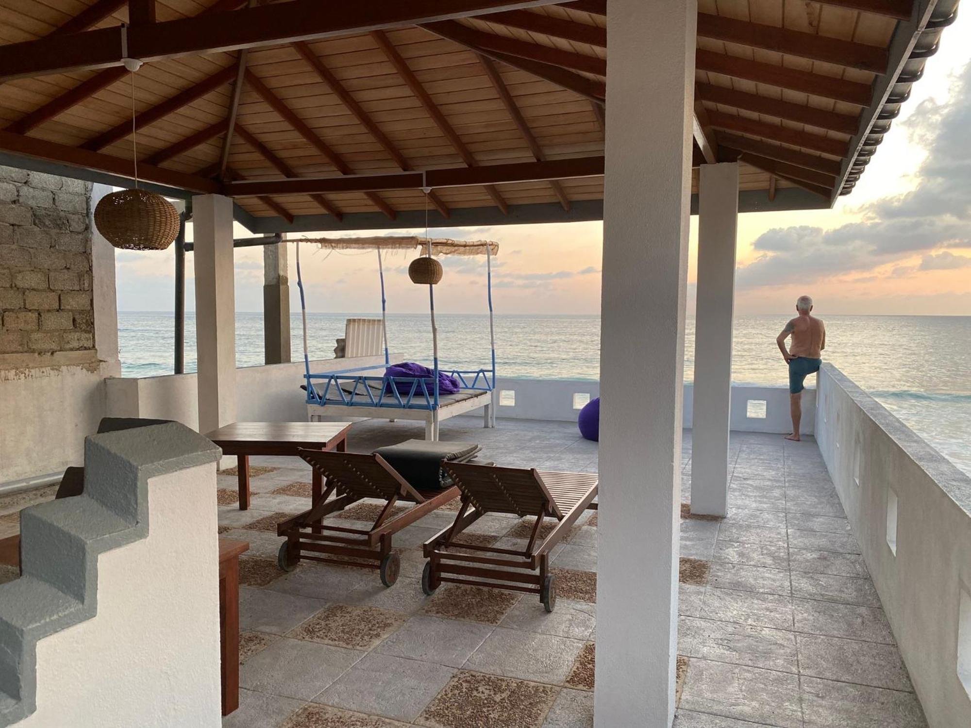 Blue Ocean Villa Hikkaduwa Exterior foto